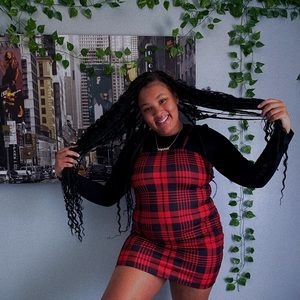 Meet your Posher, Skyia